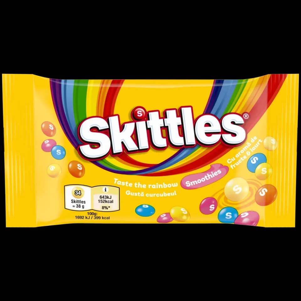 SKITTLES Smoothies Bag - Chewy Candies with Fruit & Yogurt flavours - 38g